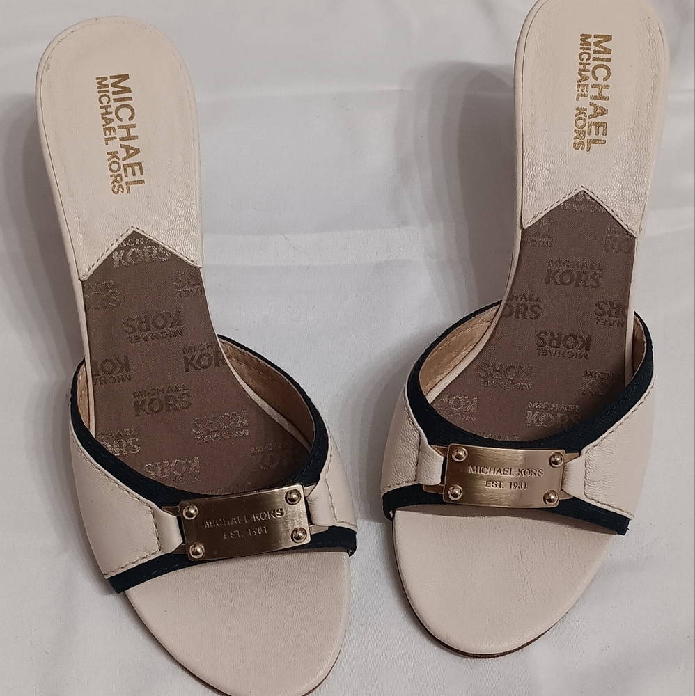 Michael Kors Women's Cream Sandals